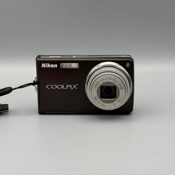 Nikon Coolpix S550 Digital Camera | 10 MP | Black - Picture 2 of 5
